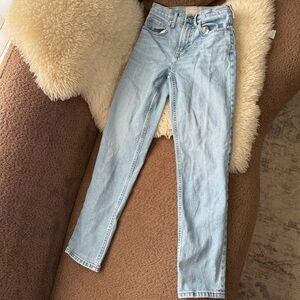 Everlane The Cheeky Jean